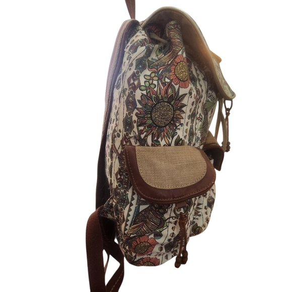 Sakroots Owl Floral Patterned Backpack with Earthy Tones And Owl Bag Charm - Picture 3 of 10